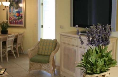 Bostroms Apartamento | Suite Studio en Oceanfront Resort con piscina, playa y wifi gratis.