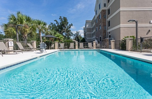 Tallahassee Apartamento | Studio Suite Near Florida State University | Free Breakfast + On-Site Business Center