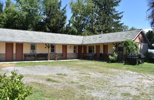 Greentown Apartamento | Studio Suite with 2 beds - Located at the Heart of Promised Land State Park