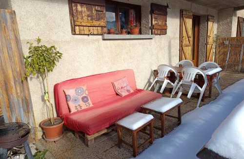 Puy-Saint-Pierre Apartamento | Studio sympa avec terrasse , maxi 4 pers.Briançon