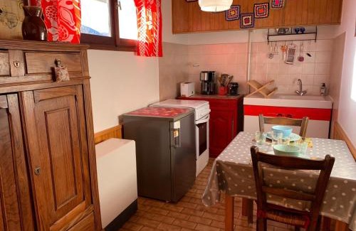 Puy-Saint-Pierre Apartamento | Studio sympa avec terrasse , maxi 4 pers.Briançon