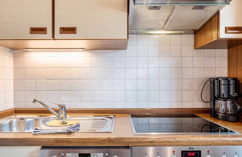 Titisee-Neustadt Apartamento | Estudio 'Talblick' con vistas a la montaña, terraza compartida y Wi-Fi