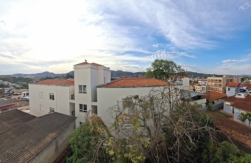 Bonfim Apartamento | Studio Teresa - next to UFSJ and Church of Sao Francisco de Assis