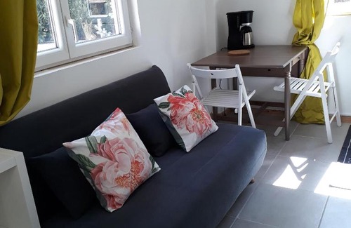 Apt Apartamento | Studio tout équipé au calme