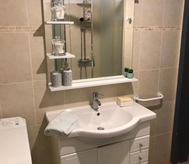 Aregno Apartamento | Studio tout équipé de 27m2, à 100m de la mer, et 500m des commerces