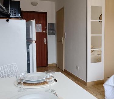 Balaruc-les-Bains Apartamento | Studio tout confort avec ascenseur