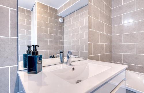 Meximieux Apartamento | Studio tout confort - CNPE Bugey - Centre Meximieux