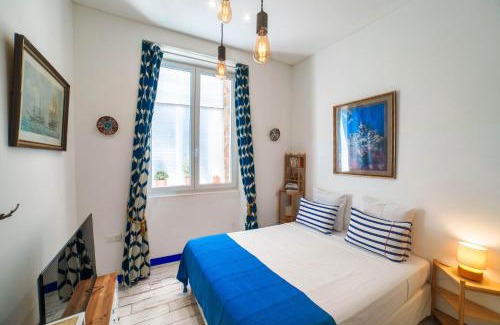 Opera Apartamento | Studio Travel 22M2, 120m Vieux-Port ,Clim , Wifi ,Accès autonome avec code