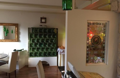 Deutsch Goritz Apartamento | Studio Turmzimmer - 1 Nacht - Stockers Kleines Dorfhotel