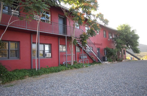 Clarkdale Apartamento | Unidad de Estudio con cama King Size!