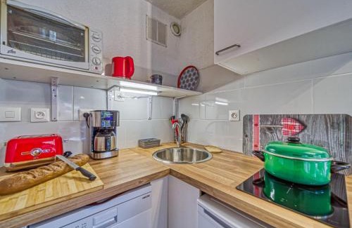Le Corbier Apartamento | Studio Vostok Zodiaque-84 by Interhome