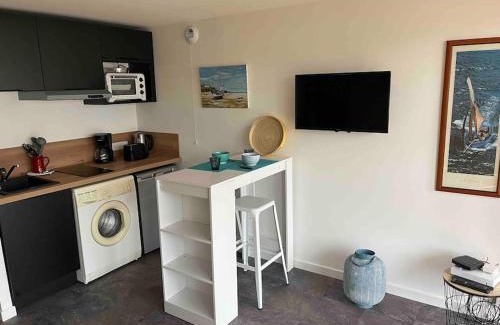 Le Fort Bloque Apartamento | STUDIO VUE MER LE FORT BLOQUE PLOEMEUR