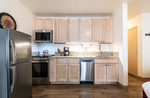 Truckee Casa | Studio w/Kitchen 2nd Floor #213 at Donner Lake Village