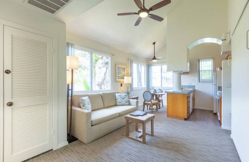Del Mar Hotel | Studio w/Kitchen | Pool | Free Parking | Del Mar Beach Access