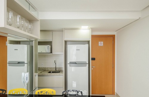 West Sector Apartamento | Studio w/ Pool & gym in Condo - Lhg1603