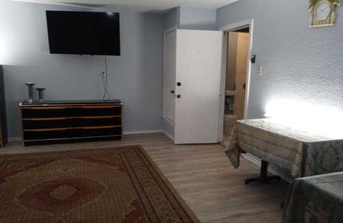 Northwest Carrollton Casa | Studio w/ private bathroom in Carrollton