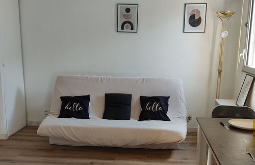 La Madeleine Apartamento | Studio with balcony in Nice - 15 min from the sea