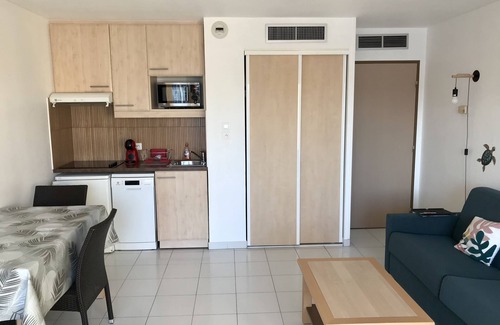 Frejus Port Apartamento | Studio with exceptional view of Port Frejus, swimming pool, parking, direct beach access