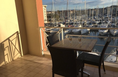 Frejus Port Apartamento | Studio with exceptional view of Port Frejus, swimming pool, parking, direct beach access