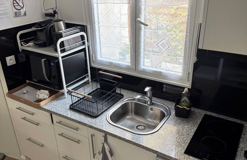 Bessancourt Apartamento | Studio with mezzanine, fast Wi-Fi, 5 min from train station, 30 min from Paris