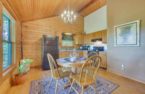 Eureka Springs Apartamento | Studio with Mtn Views, 1 Mi to Thorncrown Chapel!