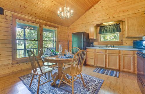 Eureka Springs Apartamento | Studio with Mtn Views, 1 Mi to Thorncrown Chapel!