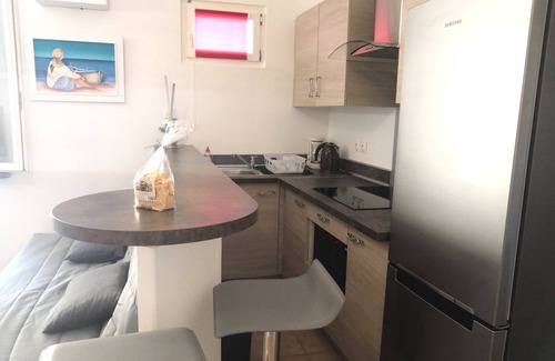 Saint-Paul-de-Vence Apartamento | Nuevo estudio con piscina privada a 5 minutos de la playa.