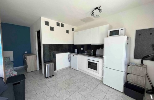 Grasse Apartamento | Studio With Private Pool and Private Entrance on a Quite Place