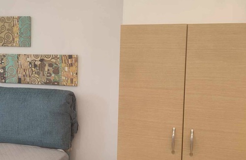 Milatos Beach Apartamento | Estudio con vistas al mar en un hermoso jardín!