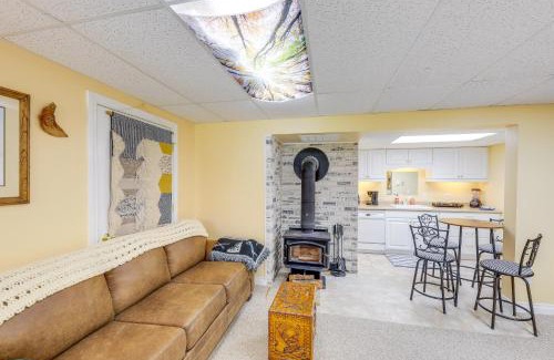 Libby Apartamento | Studio with Shared Hot Tub 5 Mi to Logan State Park