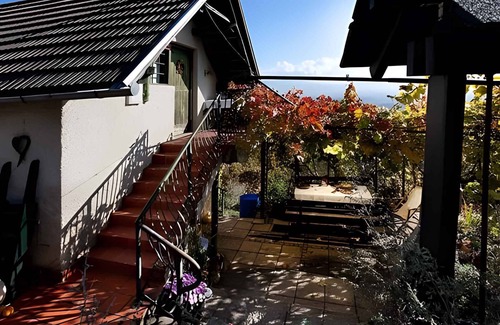 Trska Gora Apartamento | Apartamento vacacional con vista hermosa sobre Gorjanci