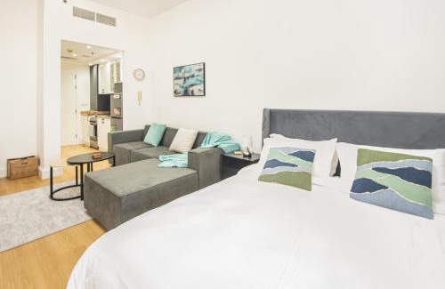 Al Hamra Village Apartamento | Studio with Stunning Sea Views