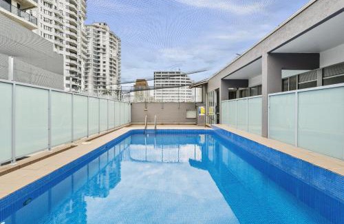 Bondi Junction Apartamento | Studio3 Chic Bondi Abode with Pool & AC