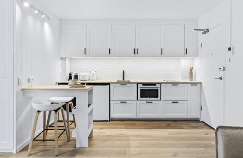 Bondi Junction Apartamento | Studio4 Bondi Chic Interiors with Rooftop Pool