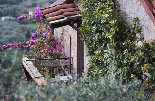Camaiore Apartamento | Studiolo, delightful tuscan apartment