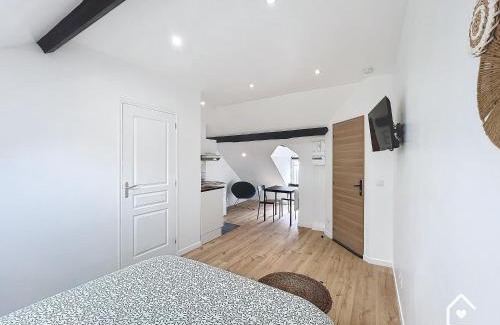 Chatellerault Apartamento | Studios - 1 min Gare Chatellerault - Entrée Autonome -