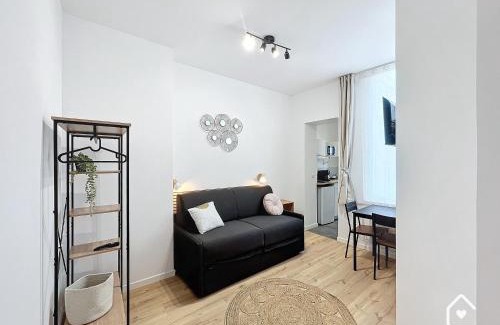 Chatellerault Apartamento | Studios - 1 min Gare Chatellerault - Entrée Autonome -