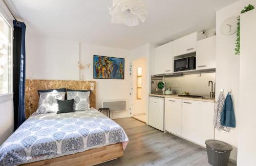 Quartier Chorier-Berriat Apartamento | Studios avec parking, clim, balcon, proche tram