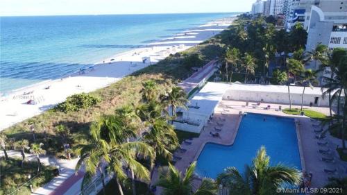 Mid Beach Apartamento | Studios by The Sea