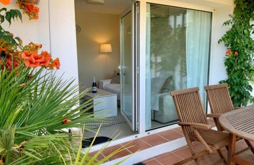 L'Escala Apartamento | Studios Coll, Terrace & Pool