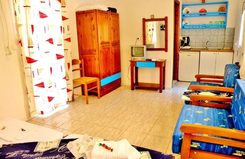 Chrisi Akti Apartamento | Studios Elina