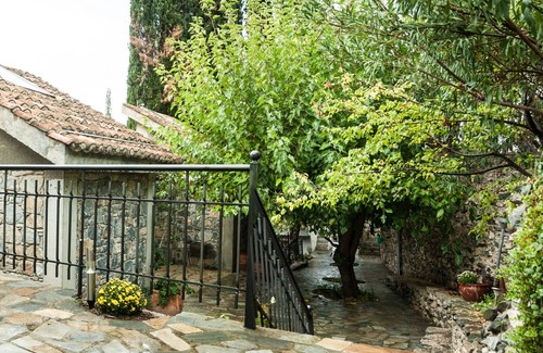 Tiros Apartamento | Studios-Kyparissi, apartamento "Voukamvili" en el corazón de Arcadia / Peleponnes