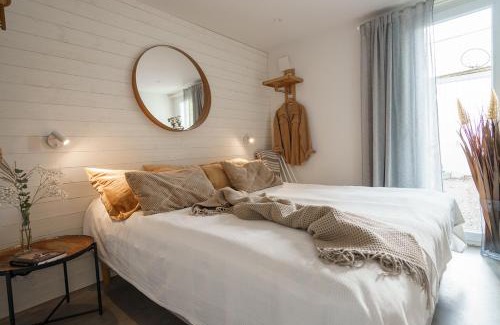 Glommen Casa | Stuga Glommen 2 bed cottage by the sea