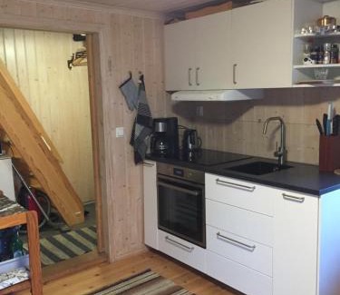 Stromstad O Apartamento | Stuga vid viltåker nära norska gränsen