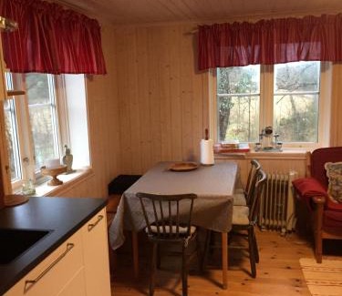 Stromstad O Apartamento | Stuga vid viltåker nära norska gränsen