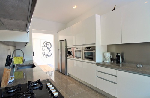 Praia del Rei Casa | Stunning architect-designed villa with 4 bedrooms and private pool