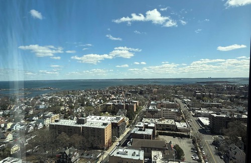 New Rochelle Apartamento | Stunning 1-Bed, 1-Bath with Breathtaking Views & Luxury Finishes