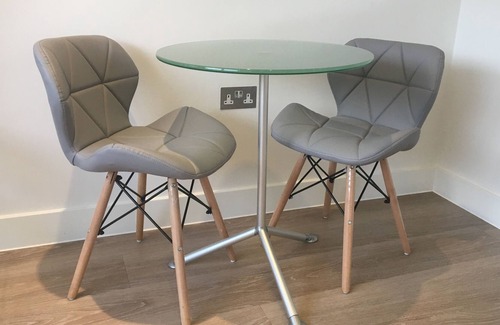 St Albans Apartamento | Impresionante apartamento de lujo de 1 habitación para 4 personas con gimnasio Uso gratuito