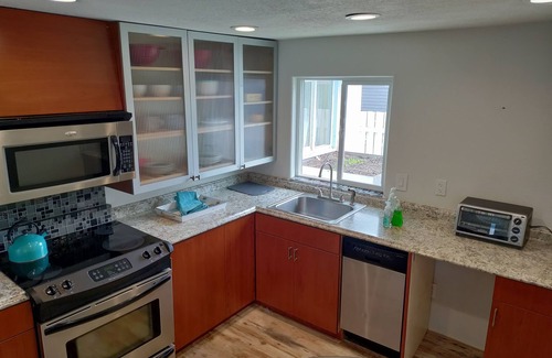 Agate Beach Apartamento | Stunning 1 Bedroom - walk to the beach, lighthouse, coffee place and dog park.