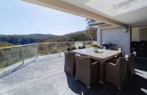 Katoomba Casa | Stunning 180 Views/Families & Groups/Pet Friendly